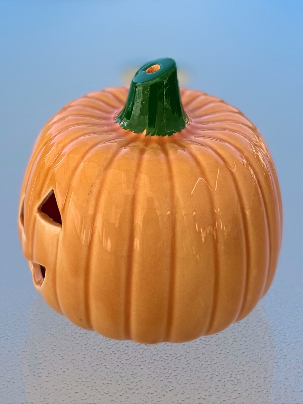 Small Orange Ceramic Smiling Jack-O-Lantern Pumpkin Candleholder Halloween Decor - Picture 4 of 7